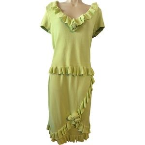 Bloomingdale’s 2 piece top and skirt